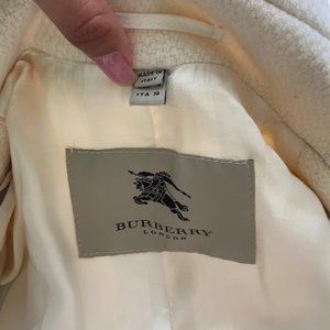 Cream Burberry Coat | Size 4
